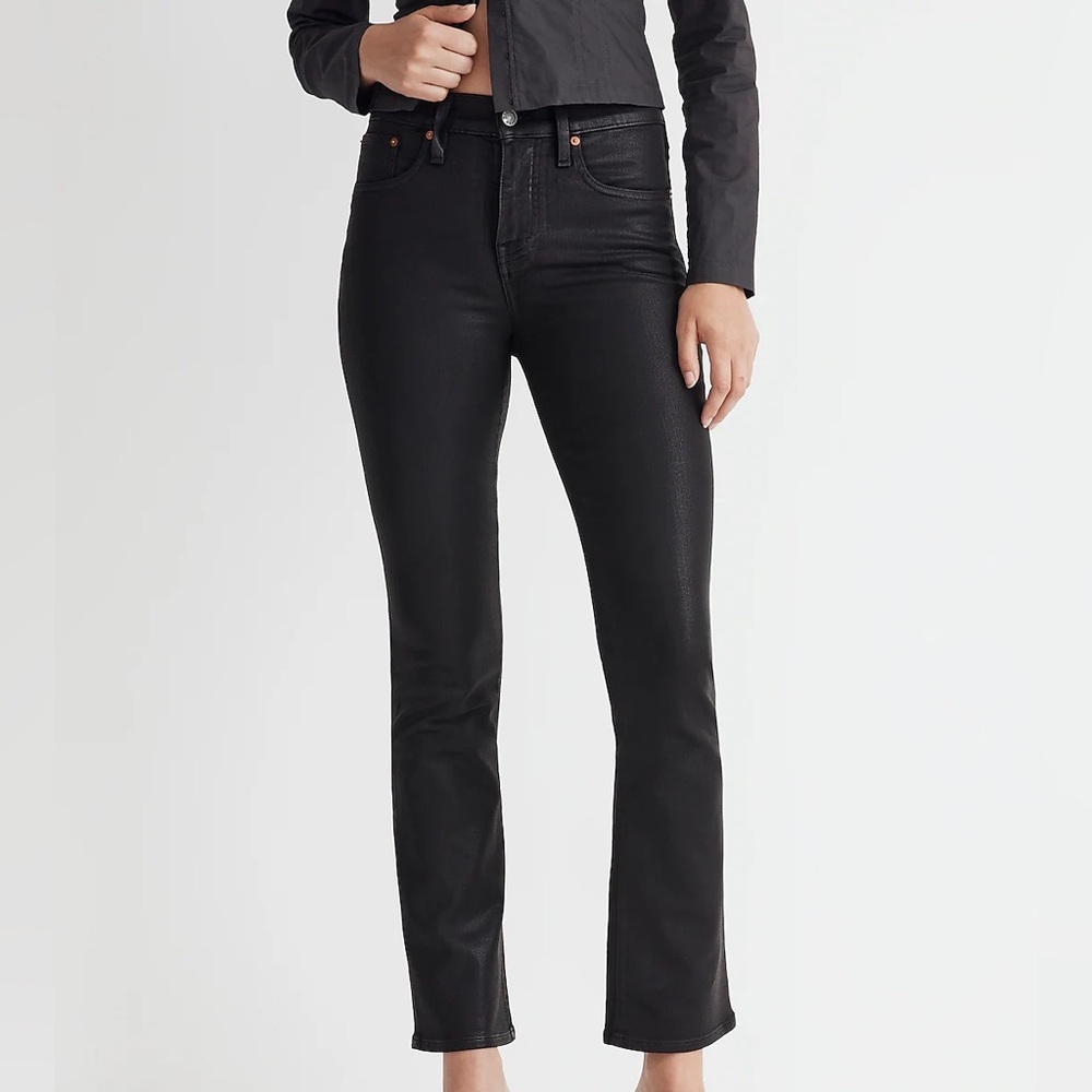 Madewell Kick Out Crop Jeans in True Black Wash: Coated Edition Size 25 NWT